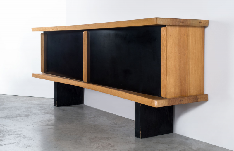 Bahut à structure en bois et porte coulissantes en polyester, 1958 Paris